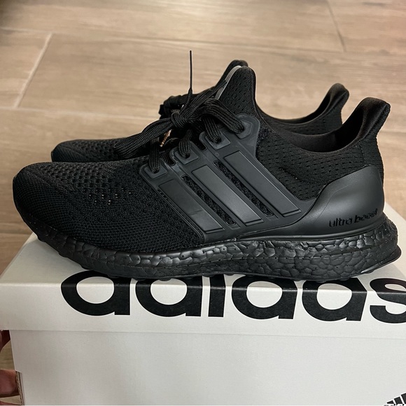 adidas Ultraboost 1.0 W - Picture 3 of 8